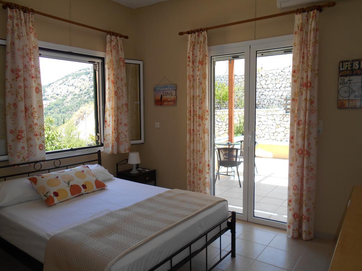 Hotel Zephyros And Drymon